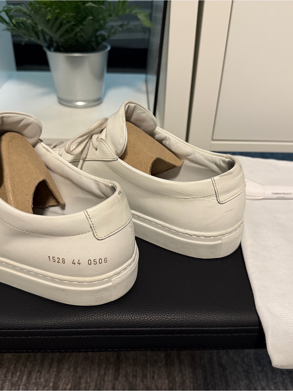 Common Projects Original Achilles Leather Low-Top Sneakers (Used) Size 11 / 44